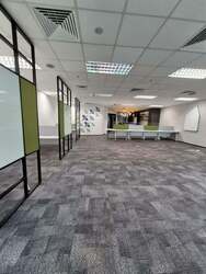 Oue Downtown (D1), Office #539403261
